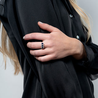 Anello Fabiani trilogy con zaffiri e diamanti taglio brillante - Fabiani Gioiellerie
