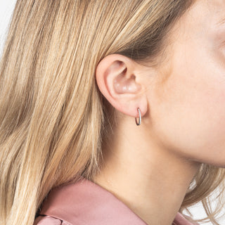 Orecchini Fabiani cerchi in oro bianco 9Kt con zirconi - Fabiani Gioiellerie