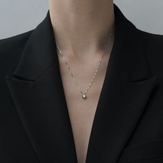 Collana Fabiani punto luce in oro bianco 18Kt con diamante taglio brillante - Fabiani Gioiellerie