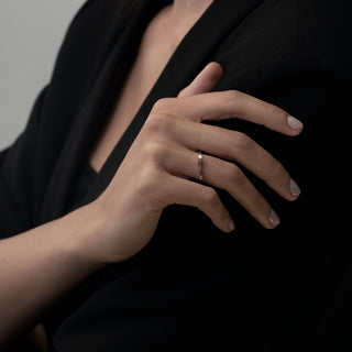 Anello Fabiani solitario con diamante da 0,10 Ct - Fabiani Gioiellerie