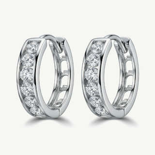 Orecchini Fabiani cerchi in oro bianco 9Kt con zirconi