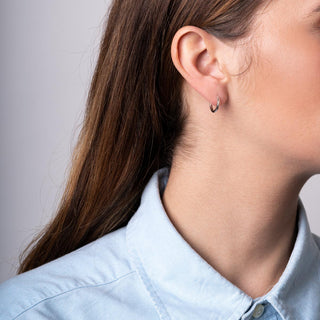 Orecchini Fabiani con canna liscia in oro bianco 18Kt - Fabiani Gioiellerie