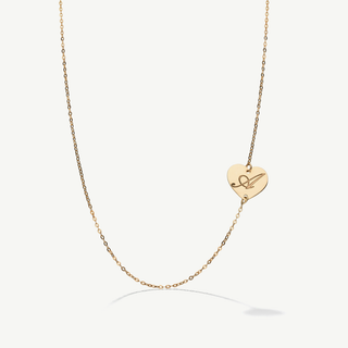 Girocollo personalizzato in oro giallo 9kt con cuore e iniziale incisa