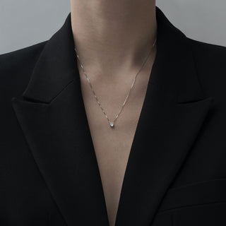 Collana Fabiani punto luce in oro bianco con diamante - Fabiani Gioiellerie