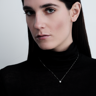 Collana Fabiani punto luce in oro bianco 18Kt con diamante taglio brillante