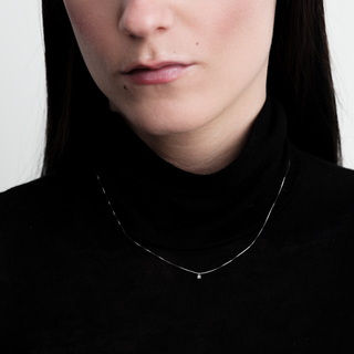 Collana Fabiani punto luce in oro bianco 18Kt con diamante taglio brillante