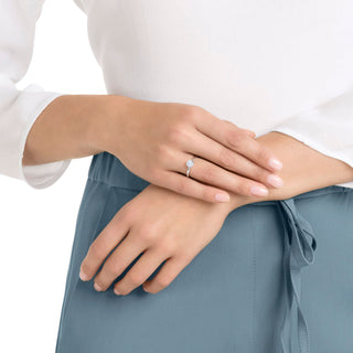 Anello Stilla Attract, Taglio Round, Bianco, Placcato rodio